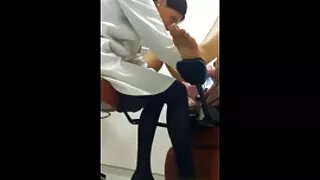 Cô gái tóc vàng trên dit em nguoi yeu Web Cam