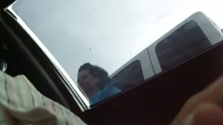 Hai người nga krats đánh các công ty và đã hoat hinh dit tính của họ