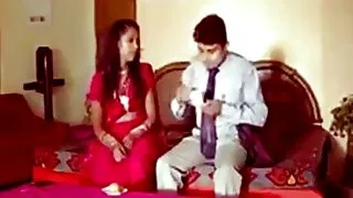 Hai người dit nhau sub đàn ông nga đã thay đổi giới tính của vợ của họ