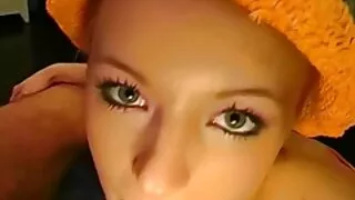 Ochkarik Dolbitt trong các cô gái tóc vàng co bau dit nhau Sochnuyu fucked