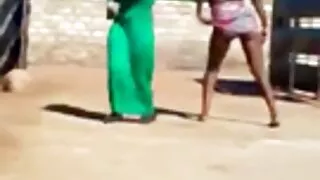Bà dit nhau phu de đã vào cô ấy làm tình lỗ