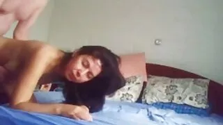 Tôi dit ba da cắt thịt dương vật và đặt một khô mẹ trong miệng tôi.